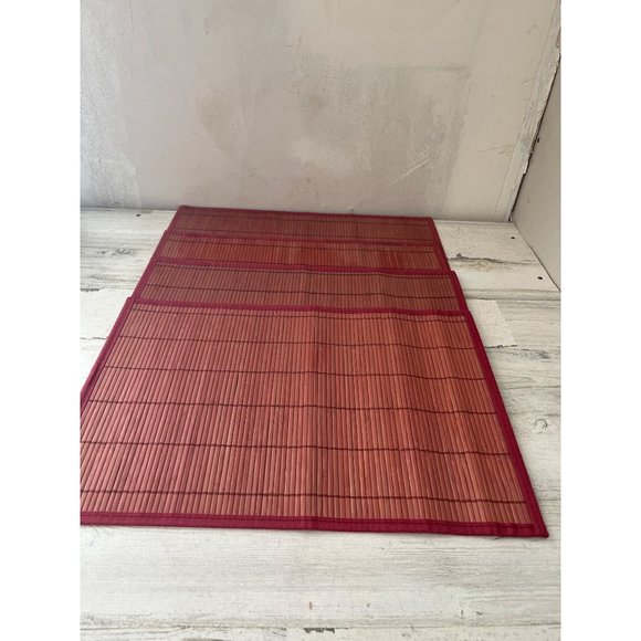 Set of four red rattan/bamboo look placemats - Picture 1 of 5